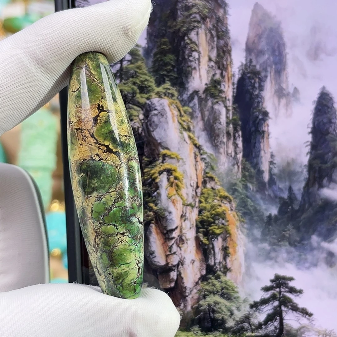 绿松石未镶嵌珠宝奇石