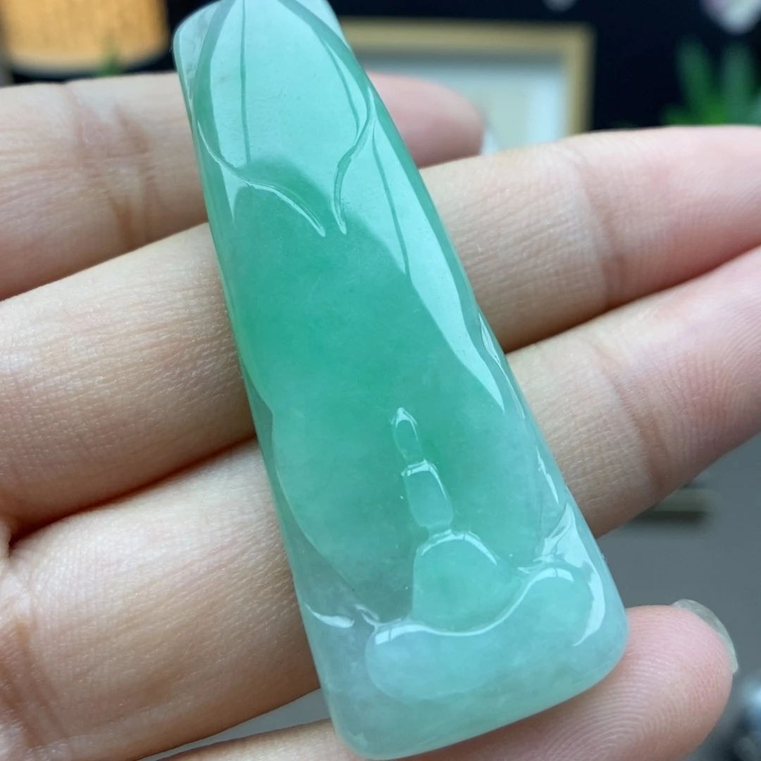 翡翠未镶嵌颈饰吊坠49