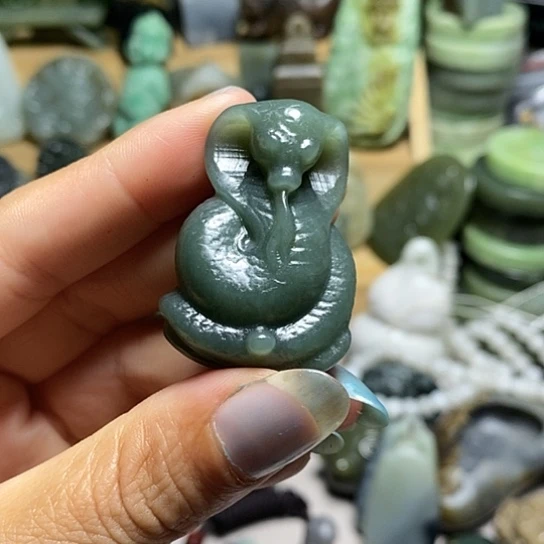 未镶嵌和田玉（糖玉）珠宝半成品