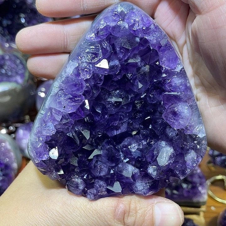 未镶嵌紫晶大型摆件（非配饰）