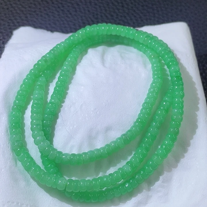 翡翠手链未镶嵌翡翠