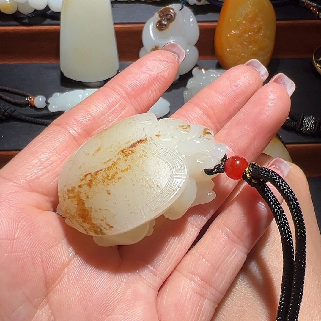 爱***才和田玉未镶嵌颈饰