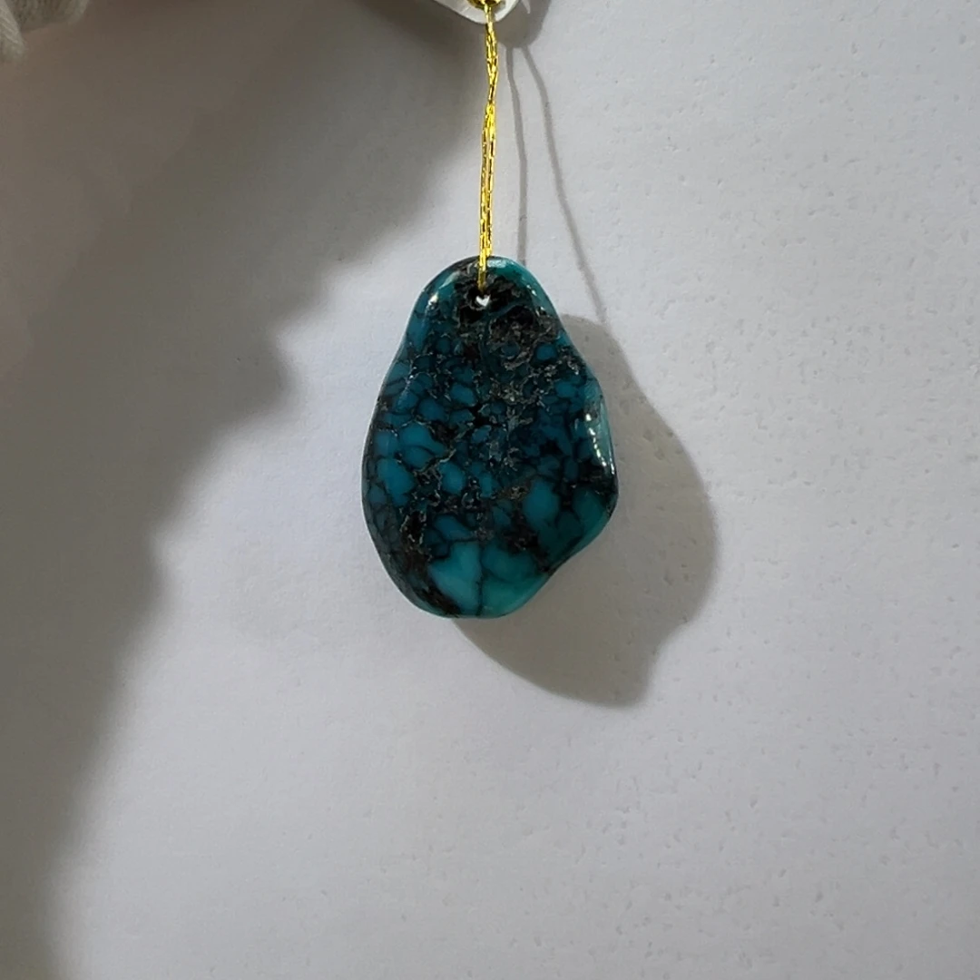 绿松石未镶嵌挂件