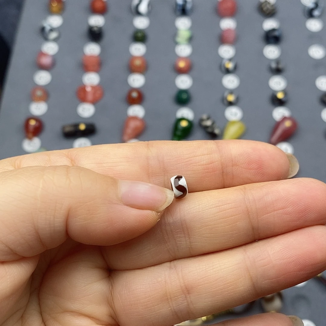 玛瑙/玉髓饰品合金