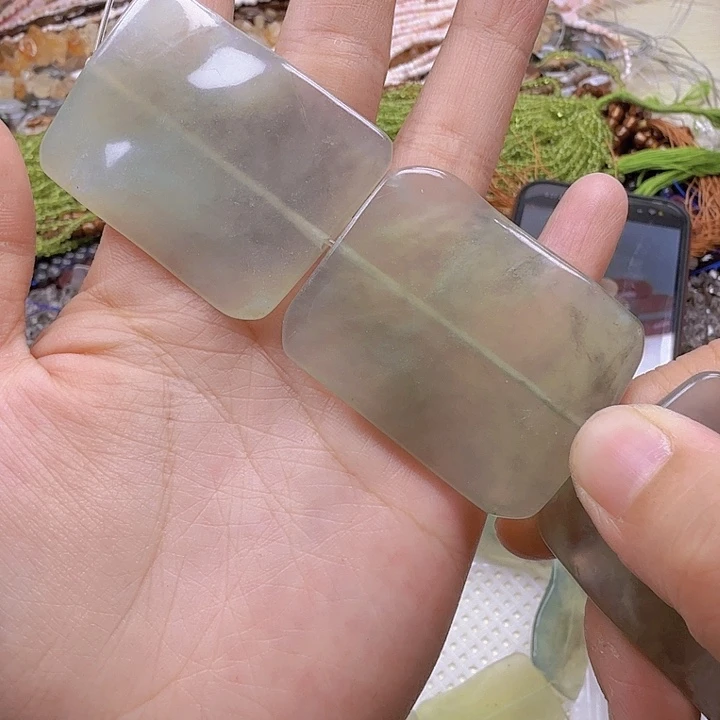 水晶珠宝半成品未镶嵌天然岫方片配件（2颗）