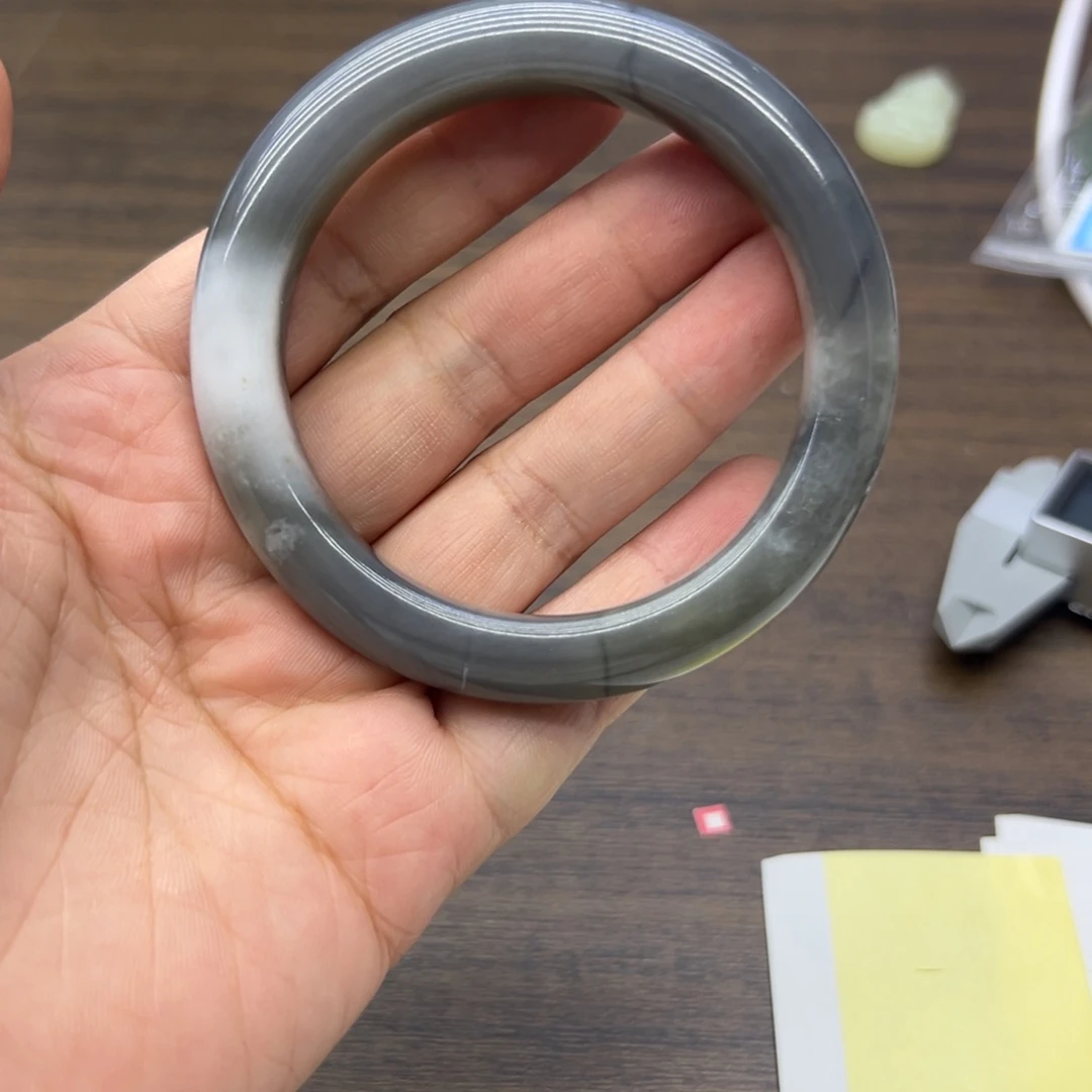 和田玉未镶嵌手镯57.8圈围5