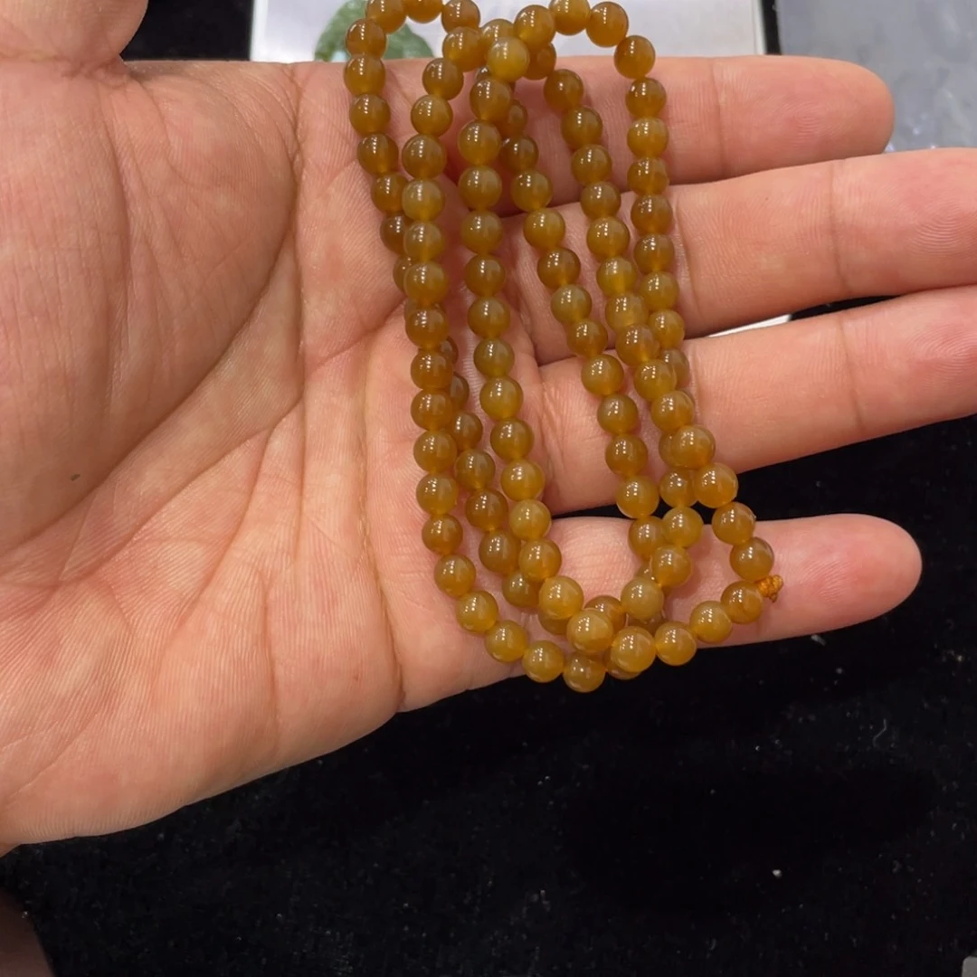 未镶嵌和田玉（糖玉）挂件