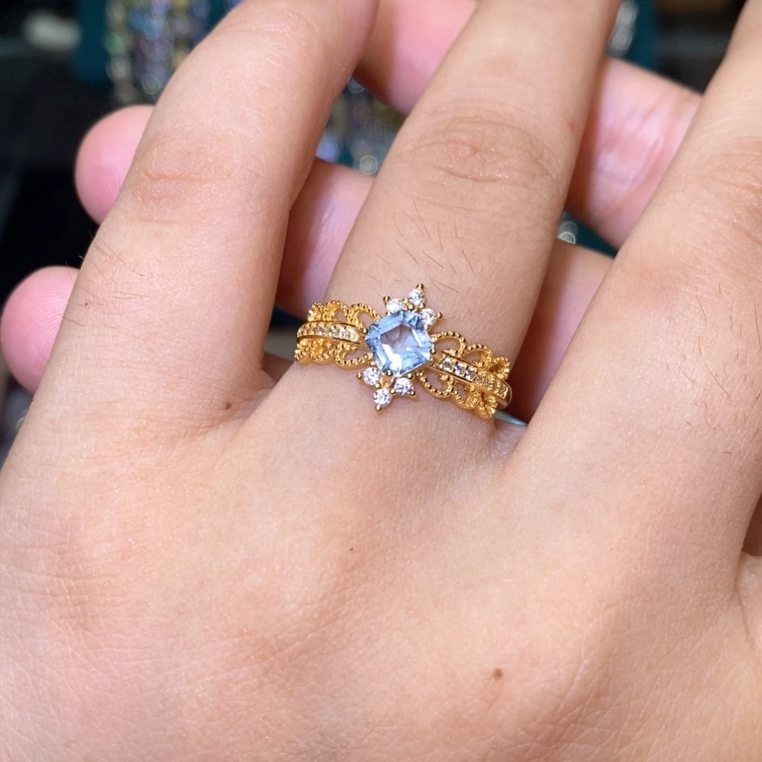 海蓝宝石戒指银S925镶嵌