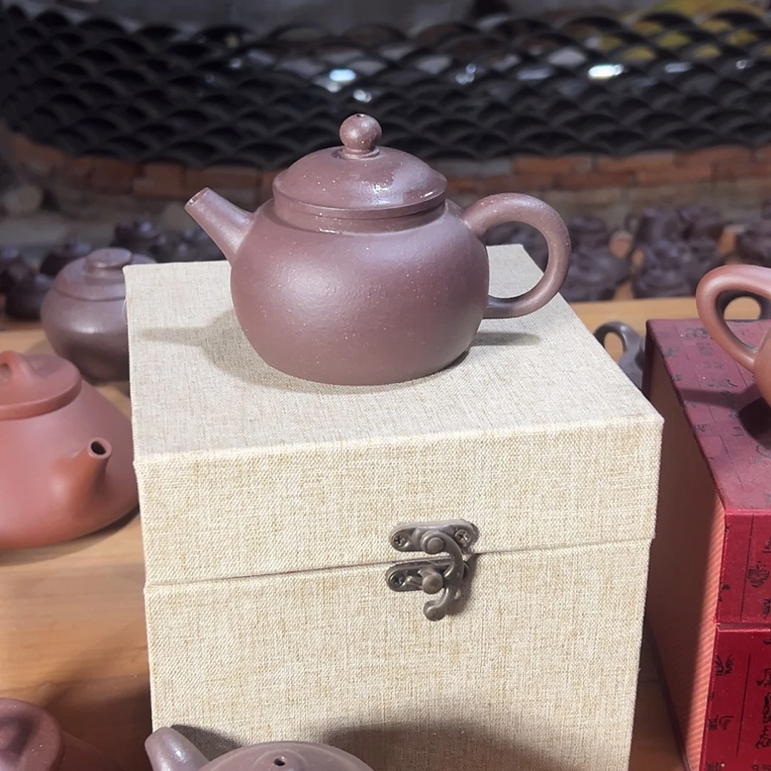 紫砂茶壶紫砂的味道很