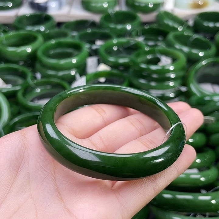 未镶嵌手镯和田玉（碧玉）
