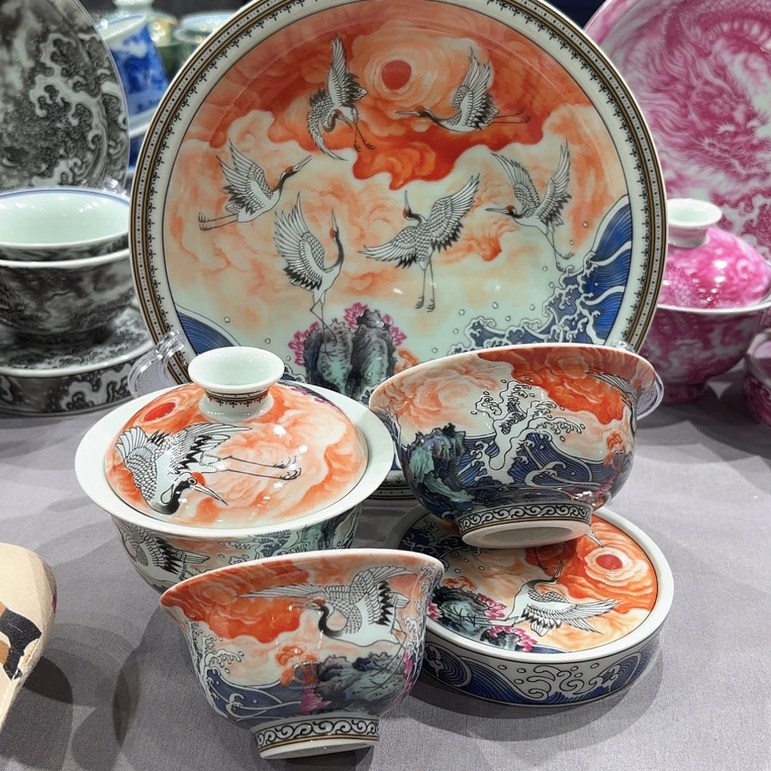 瓷片景德镇瓷器精品陈列