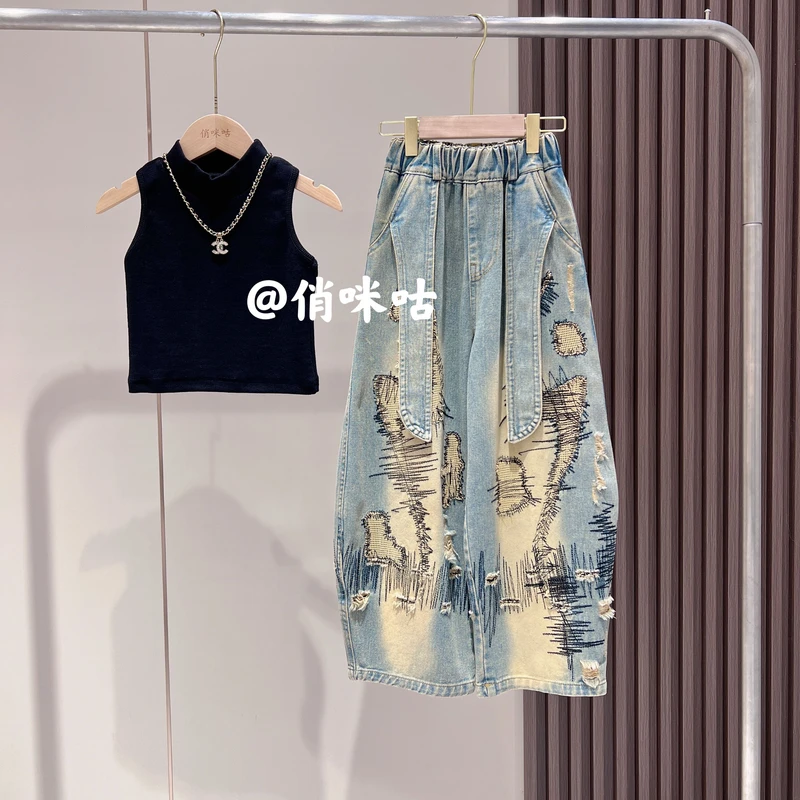 俏咪咕女童2025新款洋气夏款休闲时尚纯色无袖背心复古牛仔裤套装