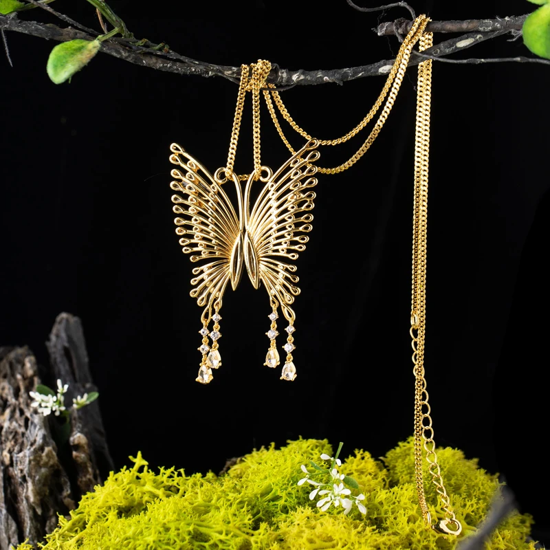 生活在左金属项链