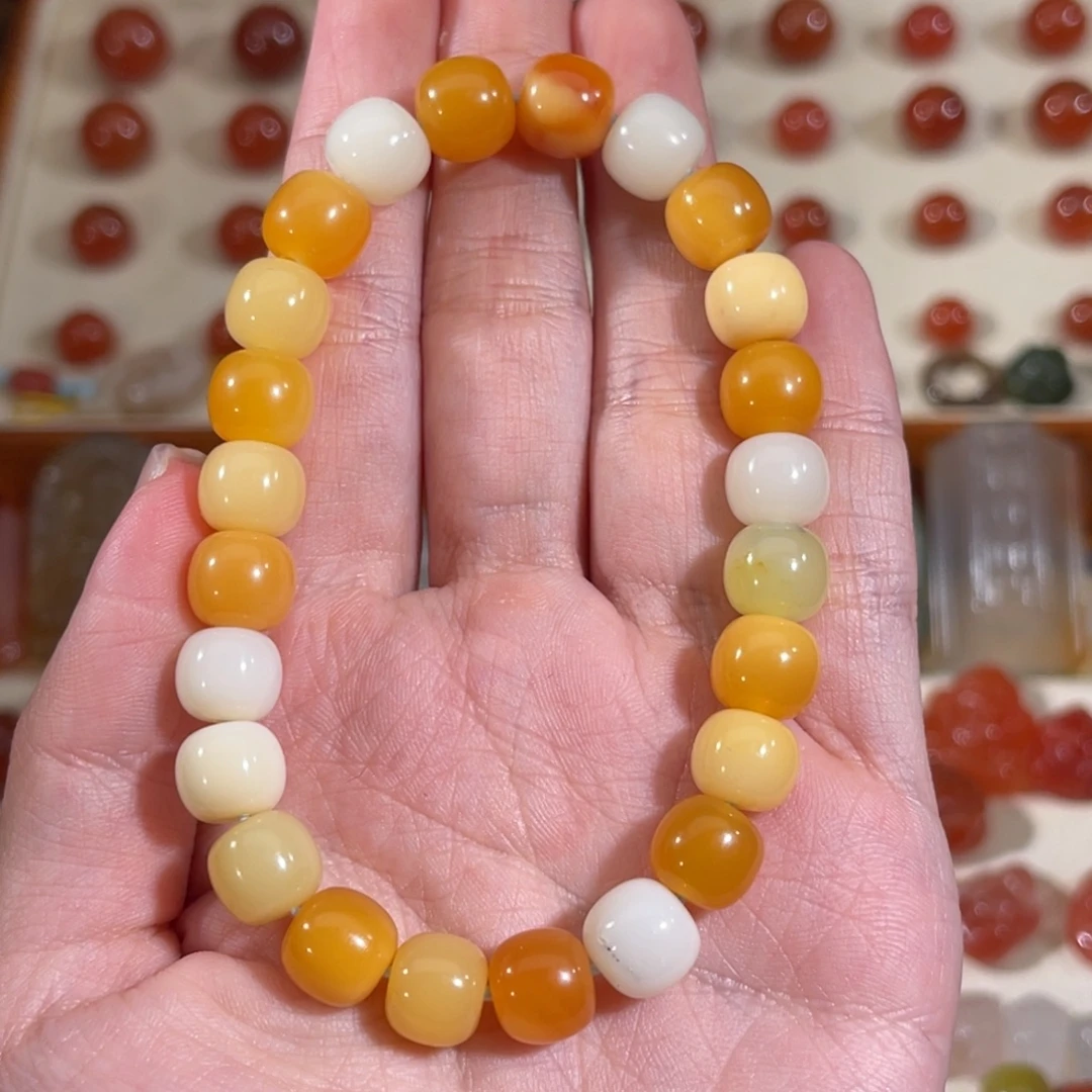 袁***森石英质玉（黄龙玉）未镶嵌单圈9.1mm不退换