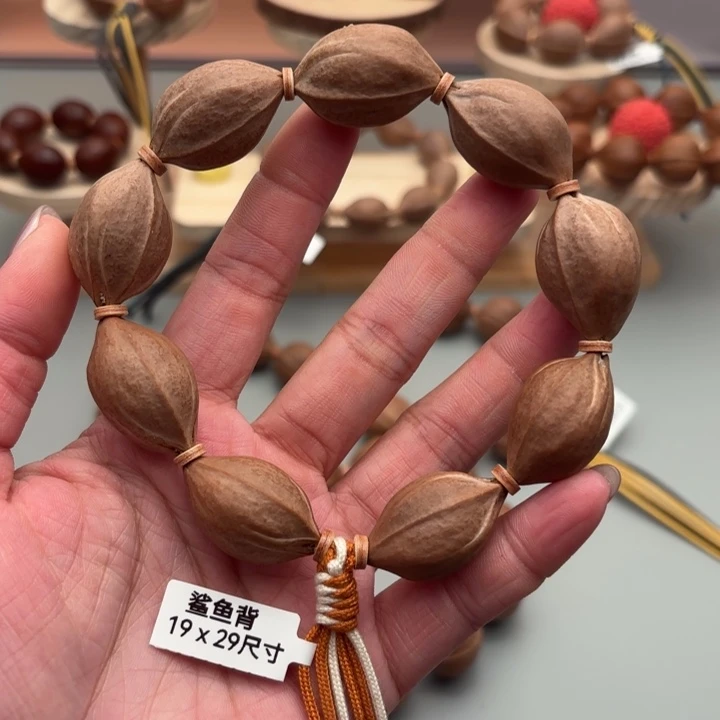 把件橄榄核19-29尺寸