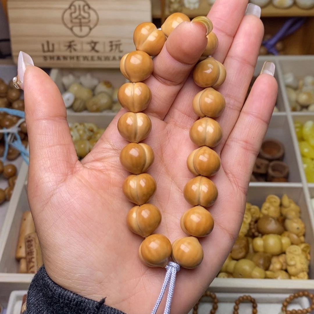 吊坠猴头核桃15加手工柯基肥臀手持