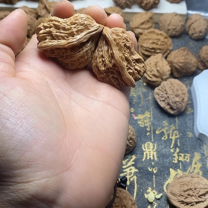 吊坠桃核麦穗小鸟