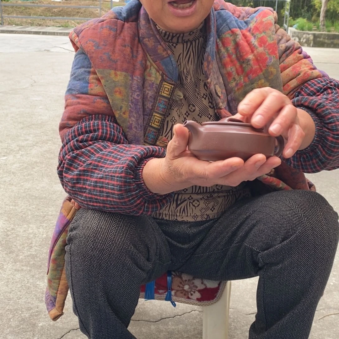 紫砂茶壶宜兴紫砂工艺美术精品