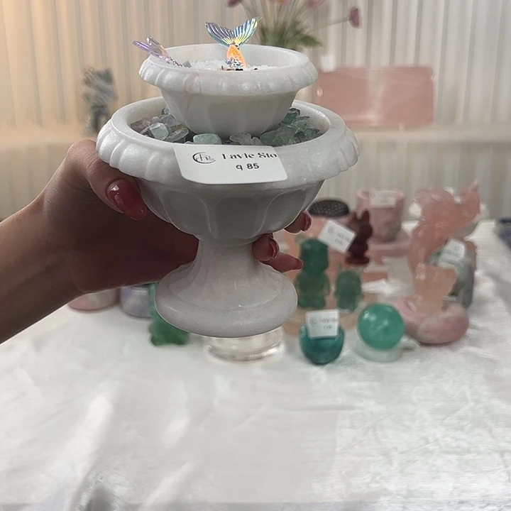 石材q85芬迪白许愿池