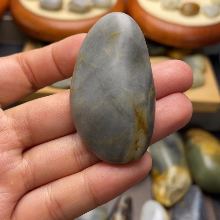 和田玉未镶嵌颈饰10