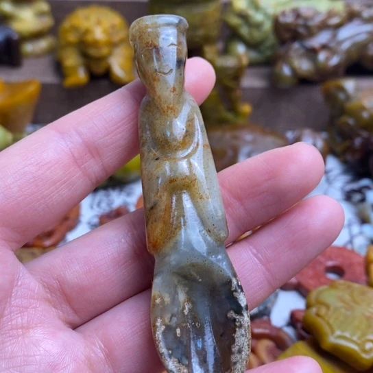 蛇纹石玉未镶嵌颈饰113