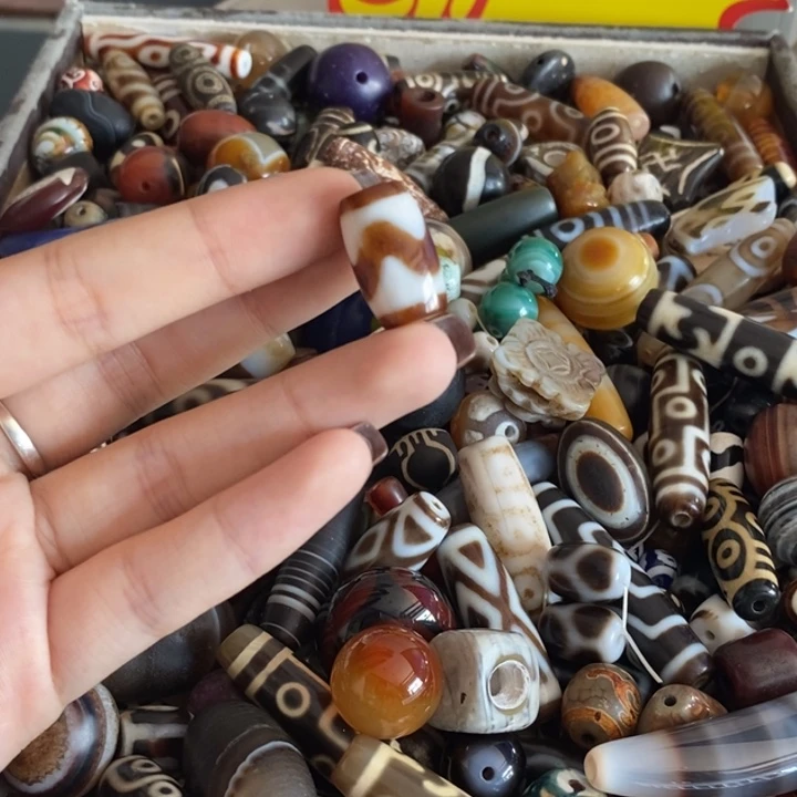 玛瑙/玉髓颈饰足银镀金镶嵌93