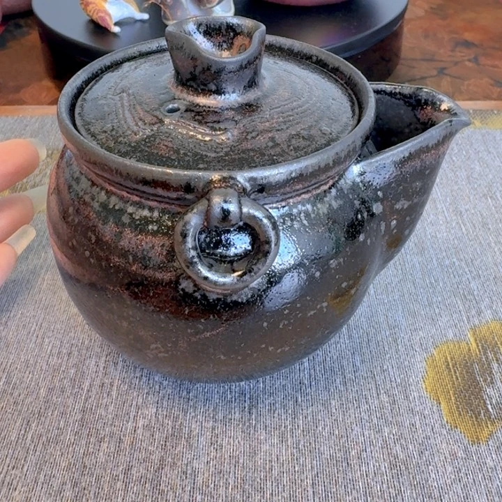 609黑砂传统工艺宝瓶