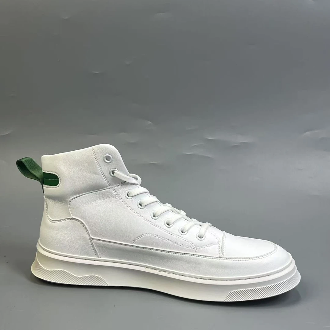 1116时尚百搭休闲透气男鞋