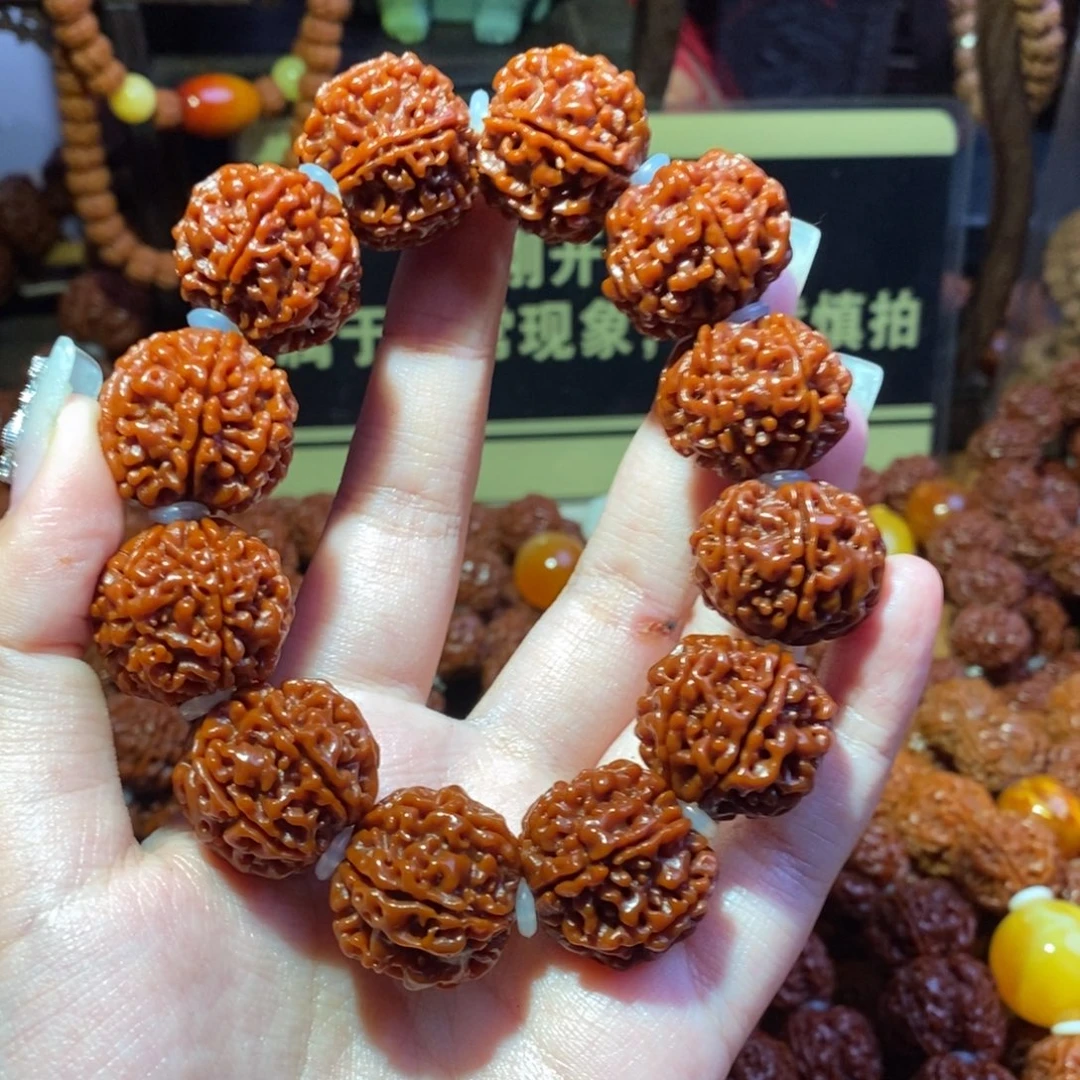 吊坠金刚菩提226原生态玉化