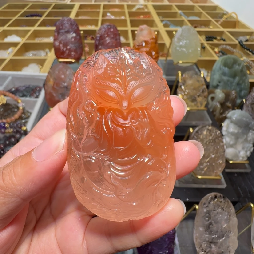 未镶嵌颈饰水晶九尾狐