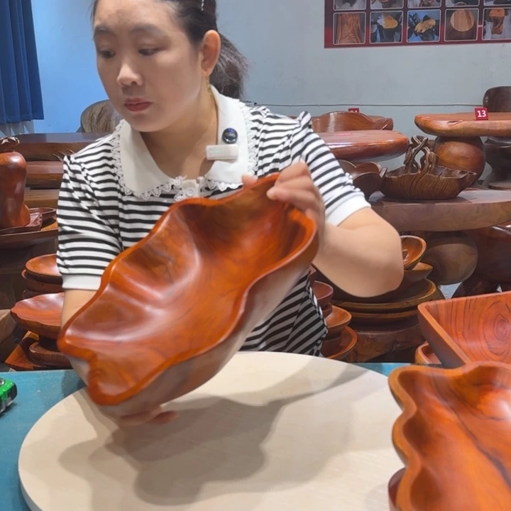 木香樟实木花边果盘