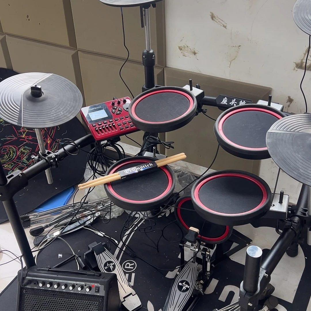 座头鲸二手电鼓，带音响鼓凳鼓毯鼓棒