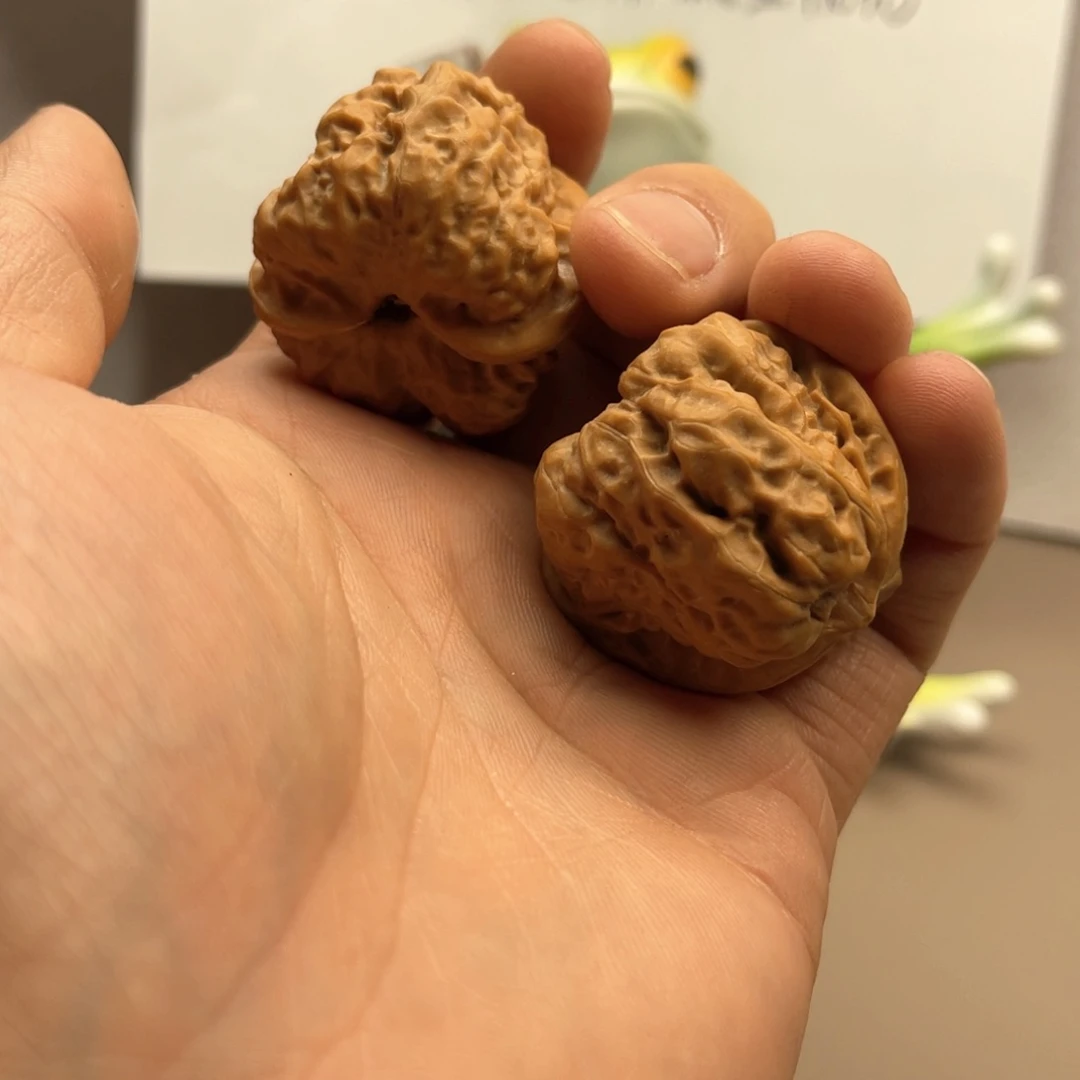 文玩核桃吊坠你****句延庆