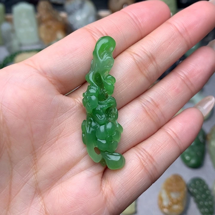 和田玉挂件未镶嵌