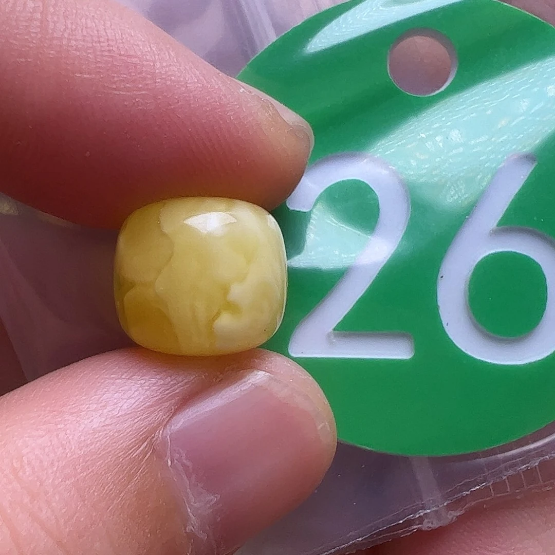 未镶嵌蜜蜡裸石11m m