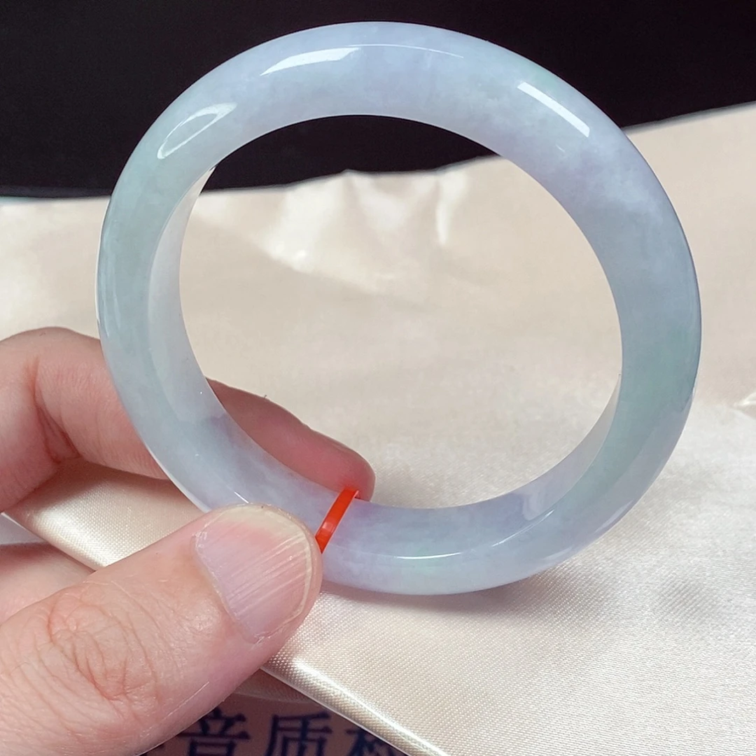 翡翠未镶嵌手镯56.8圈