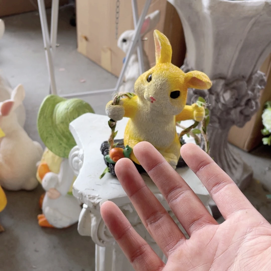 【闪购商品】树脂秋千兔子摆件