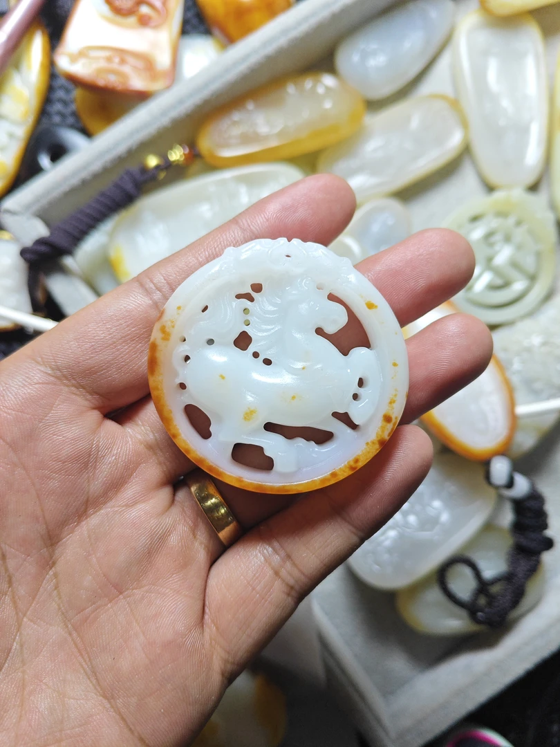 和田玉精品挂件立体镂空马/马到成功/一马当先