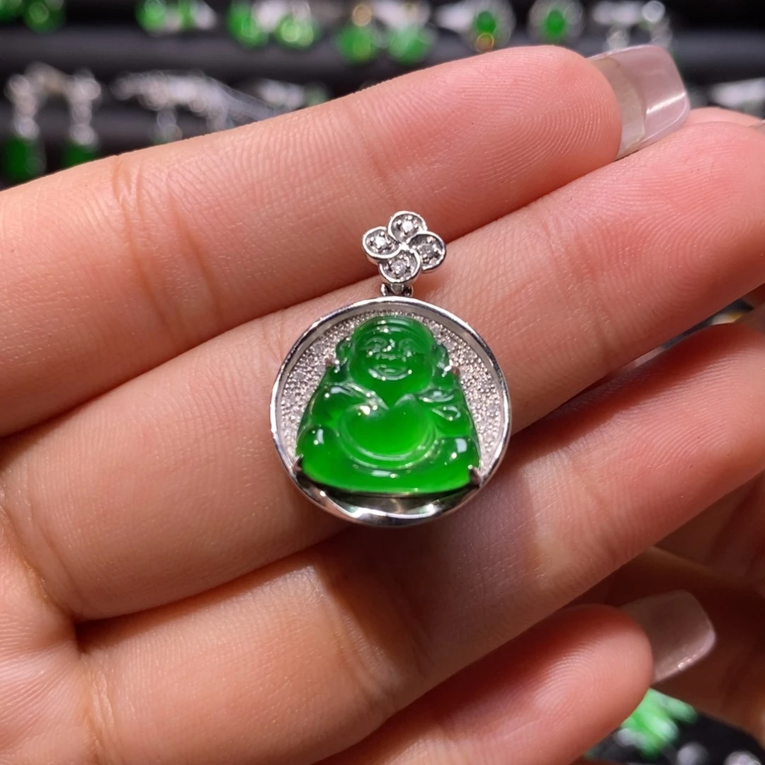 翡翠颈饰18K金镶嵌天然翡翠