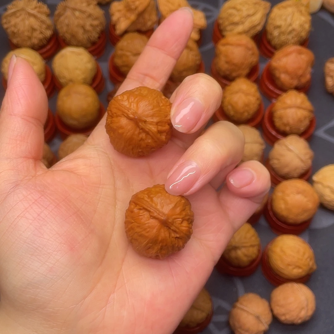 文玩核桃把件胖头陀