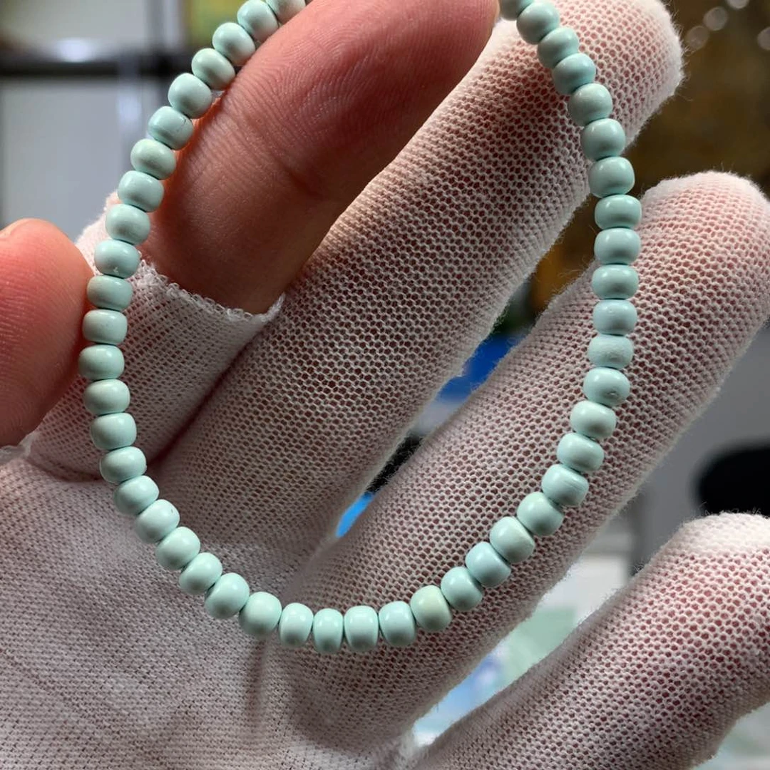 绿松石未镶嵌挂件