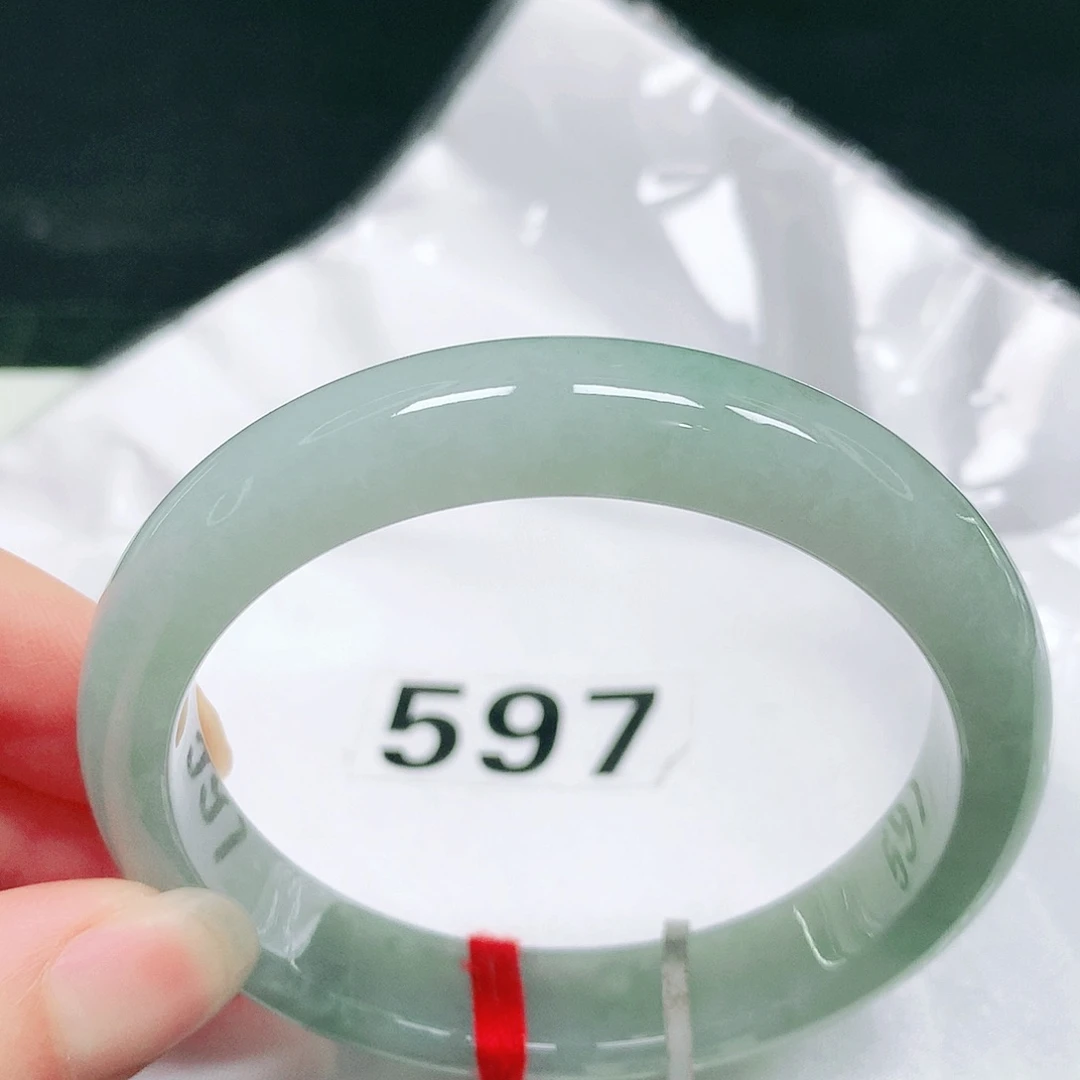 翡翠未镶嵌手镯35 号翡翠手镯