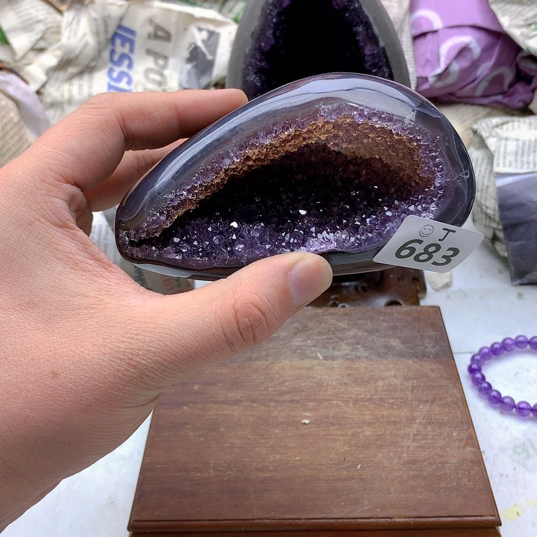 紫晶大型摆件（非配饰）未镶嵌