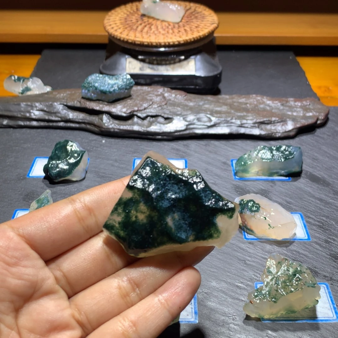 未镶嵌玛瑙/玉髓珠宝奇石