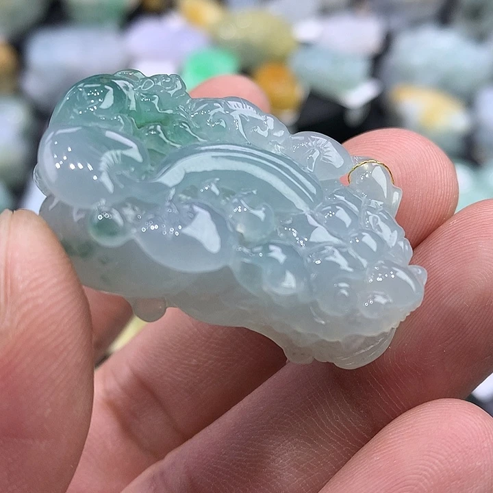 翡翠未镶嵌颈饰天然缅甸翡翠貔貅吊坠