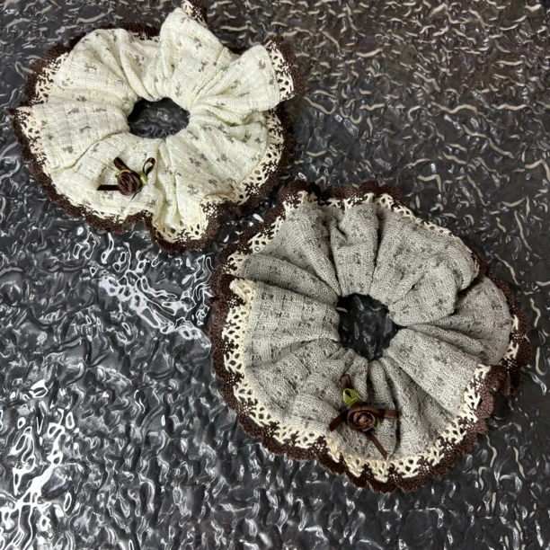 （生椰拿铁）蕾丝边中肠发圈发饰恬静斯文款