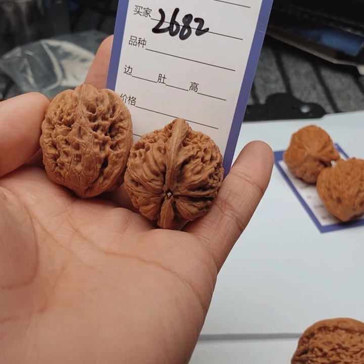 文玩核桃吊坠2682