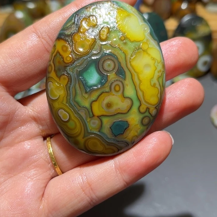 小***豆玛瑙/玉髓未镶嵌颈饰