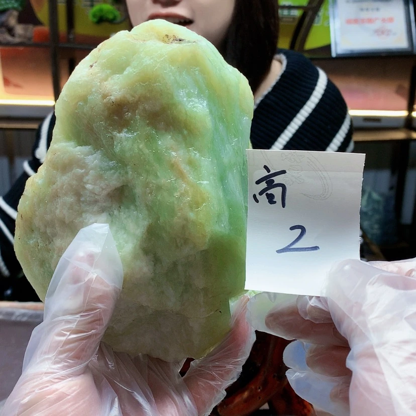 【闪购商品】未镶嵌蛇纹石玉原石