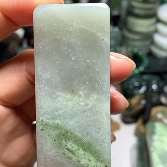 未镶嵌和田玉（糖玉）珠宝半成品